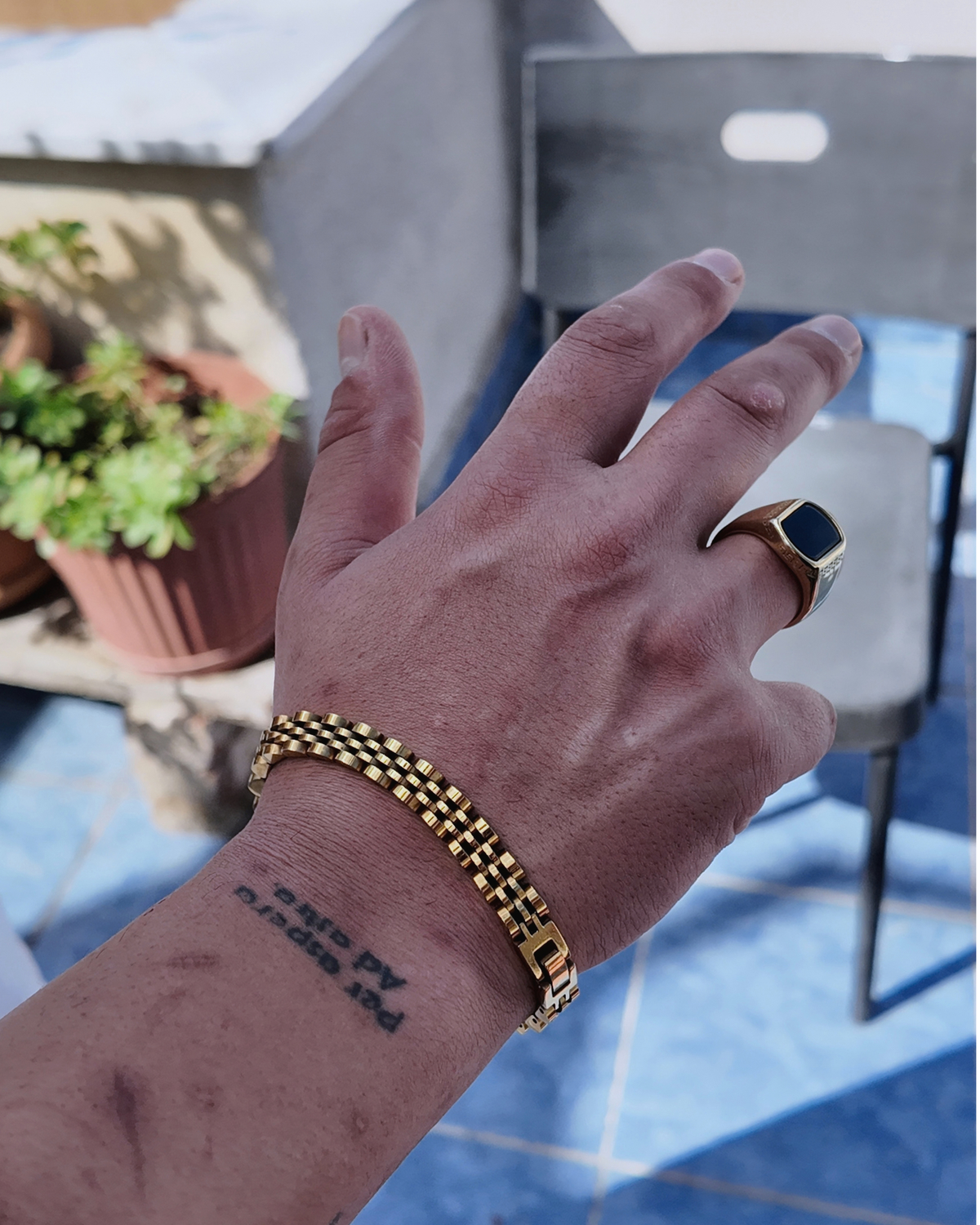 Nero Gold Ring