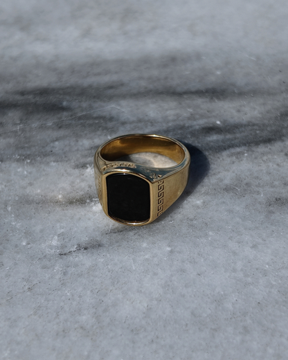 Nero Gold Ring
