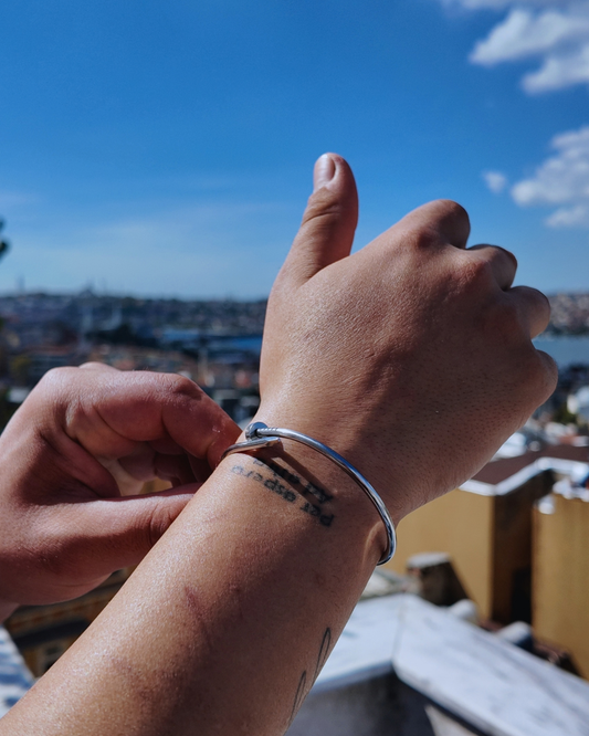 Axis Cuff
